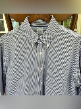 Brooks Brothers 1818 Long Sleeve Button Up Shirt Blue White Stripe Cotton Large